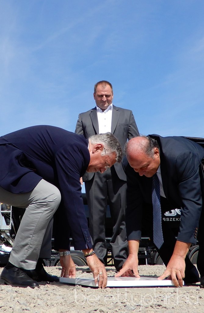 Berettyóújfalu-Tépe kerékpárút alapkőletétele 18